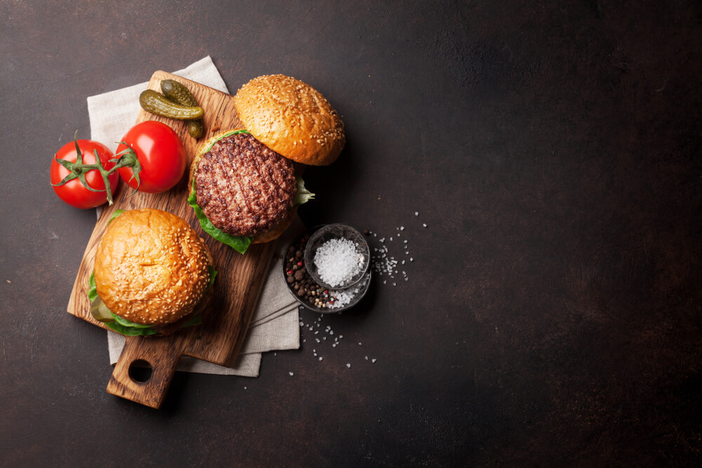 Here's how you grill beef burgers to perfection