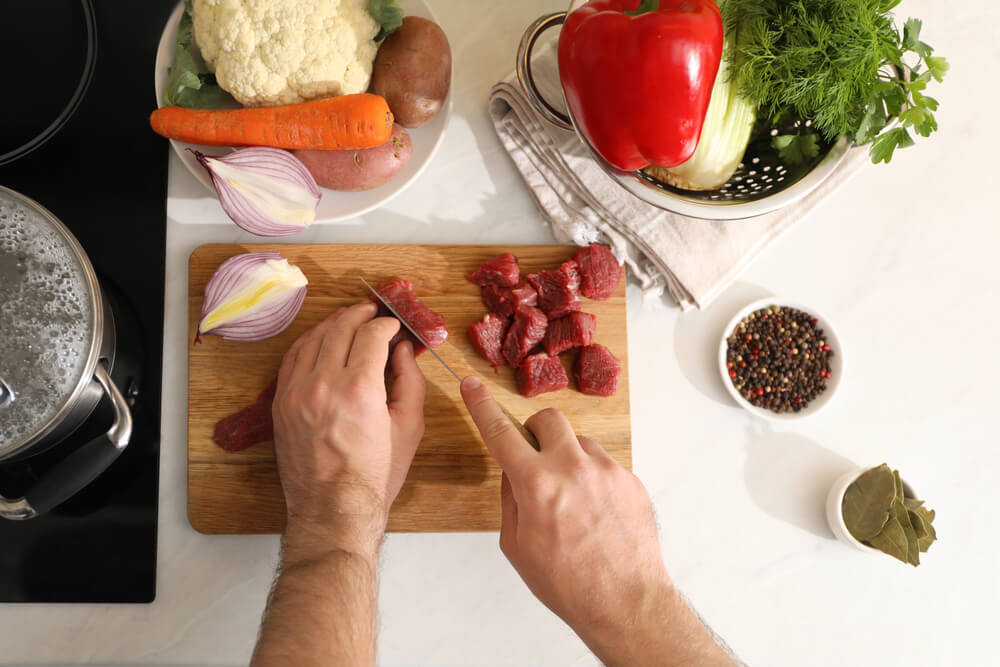 How to Make Beef Stock – Advice From a Tariq Halal Butcher