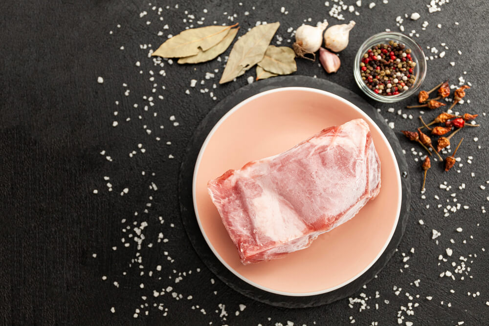 How to thaw frozen meat correctly