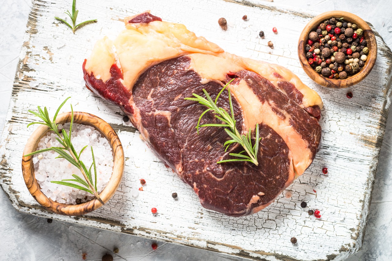 Sirloin vs Ribeye: Key Differences Every Foodie Should Know