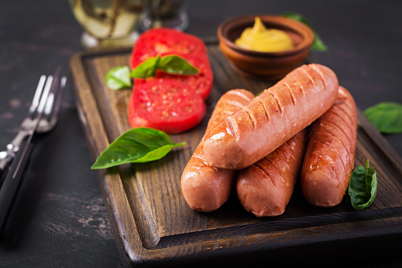 Chicken Sausages vs Beef Sausages: Which is Better?